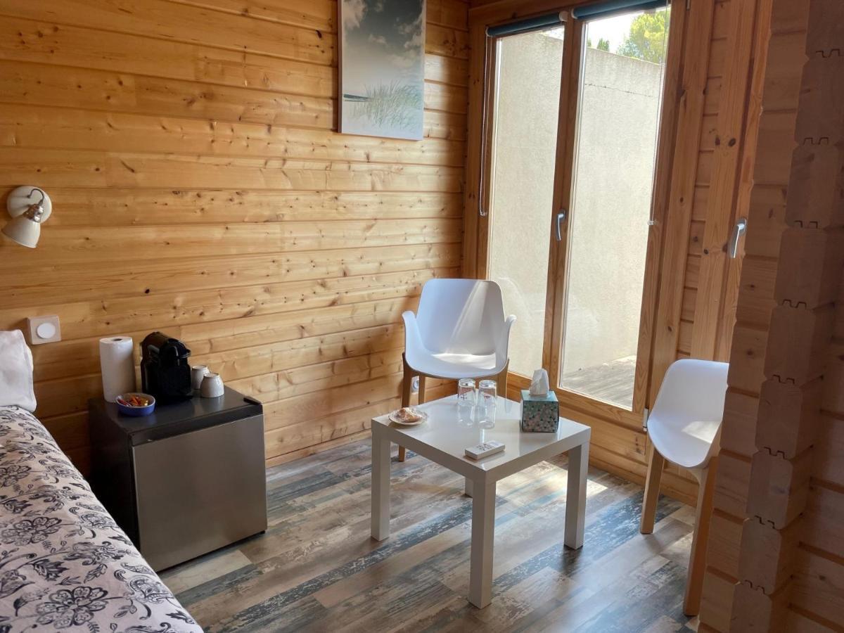 Chalet De La Source Rognac Luaran gambar